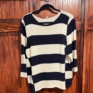 NWOT GAP Striped Navy and White Sweater